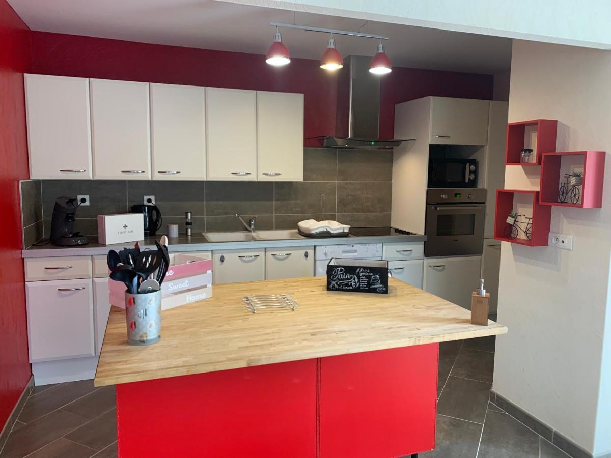 Le Meuble De Naya Apartment Saulcy-sur-Meurthe ภายนอก รูปภาพ